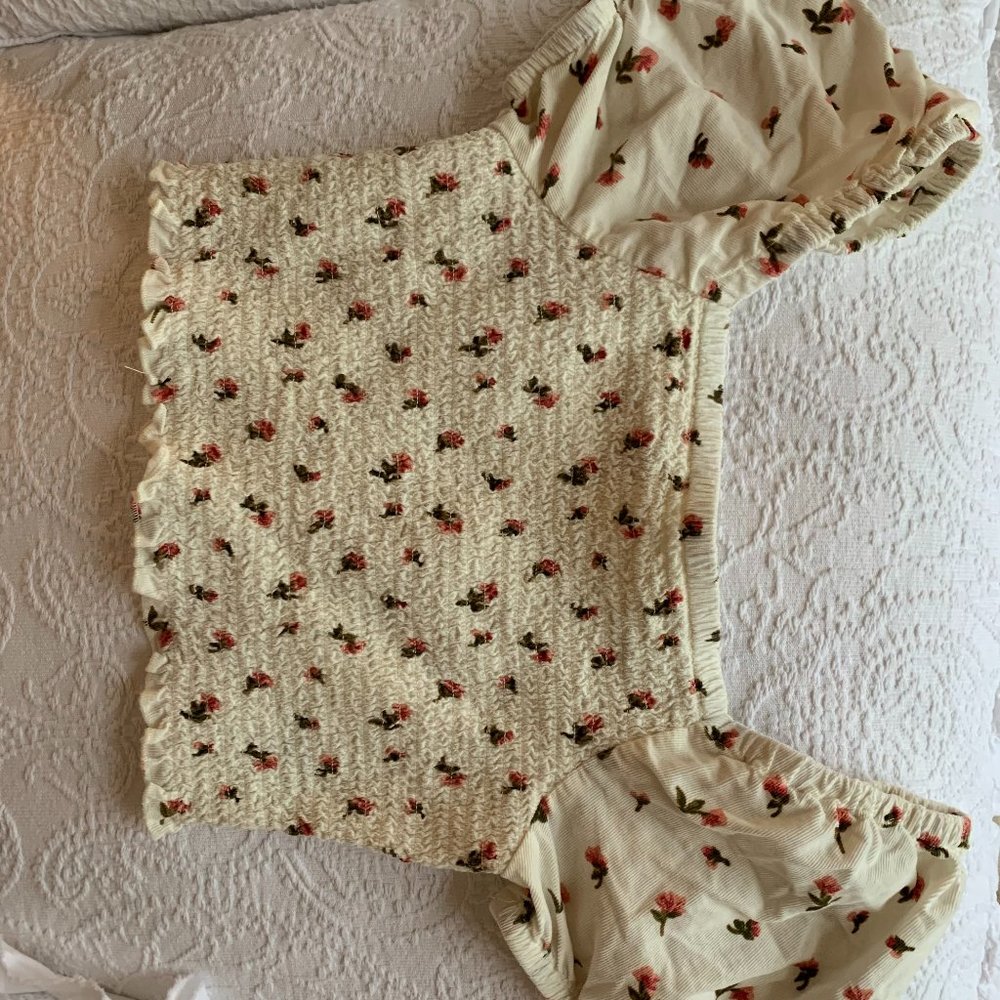 American Eagle Floral Top